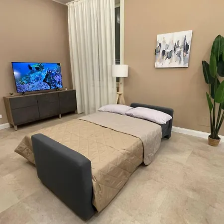 Stazione Apartment-2